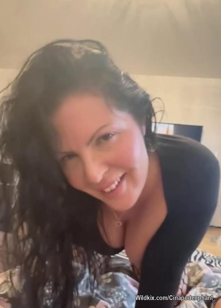 Har börjat lägga vissa filmer i min shop mot en symbolisk summa . Så kolla gärna in den 😈