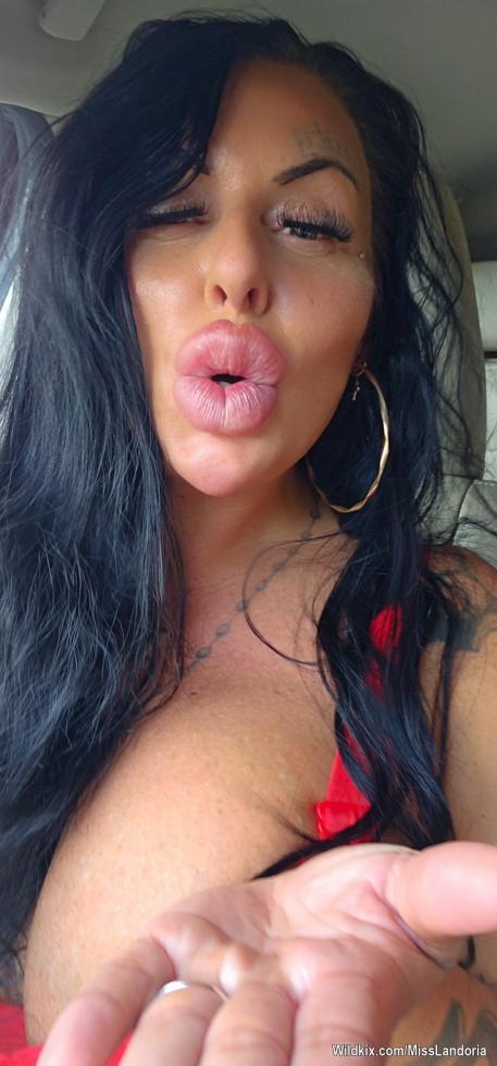 🇺🇸-Hope your Wednesday is wonderful 💋
🇸🇪-Hoppas att din onsdag blir underbar 💋